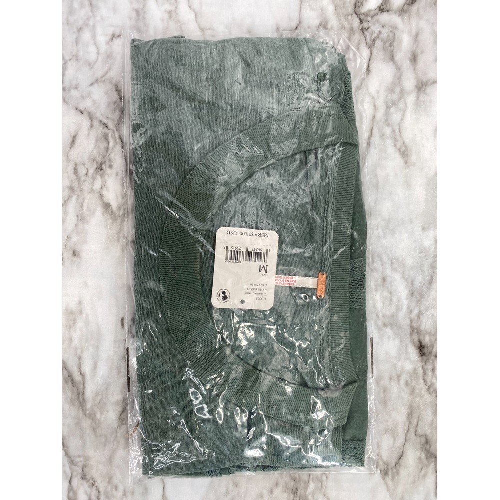 Free People NWT Fall in Love Lace Inset Ruffle Bottom Tee Washed Army Medium New - Picture 8 of 10